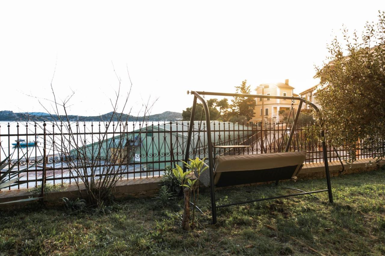Apartment Val With Sea View Sibenik Exterior photo